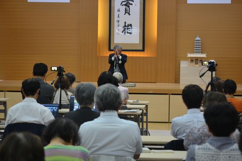 第2回 一日見真会の様子