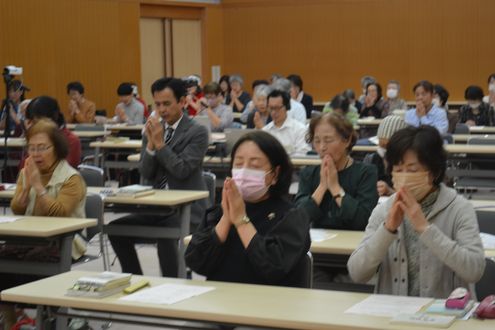 第2回 一日見真会の様子